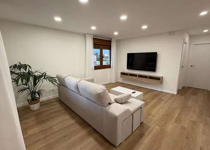 Апартаменты Adina Garden *